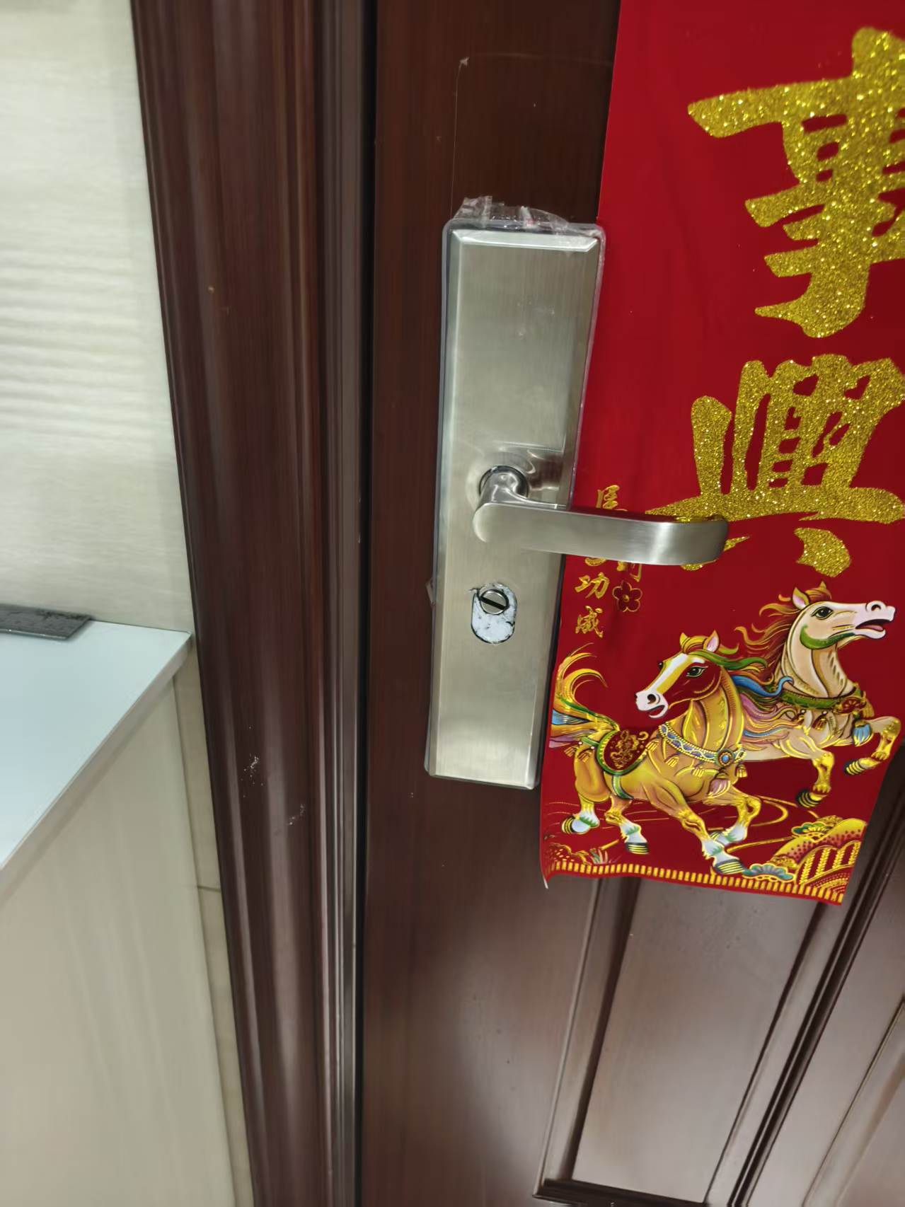 花都恒大悦府新C级锁芯安装实拍